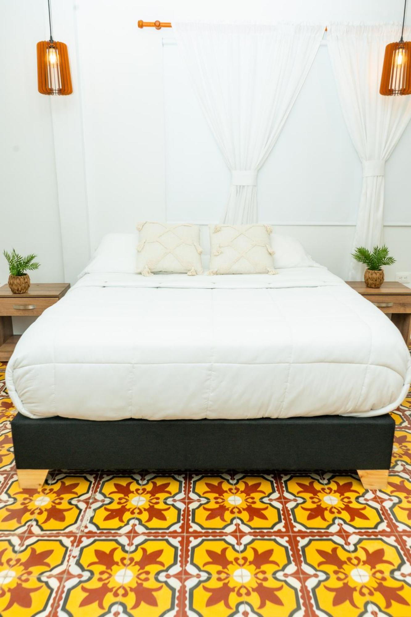 Puesta Del Sol Guest House ซานอันเดรส ภายนอก รูปภาพ