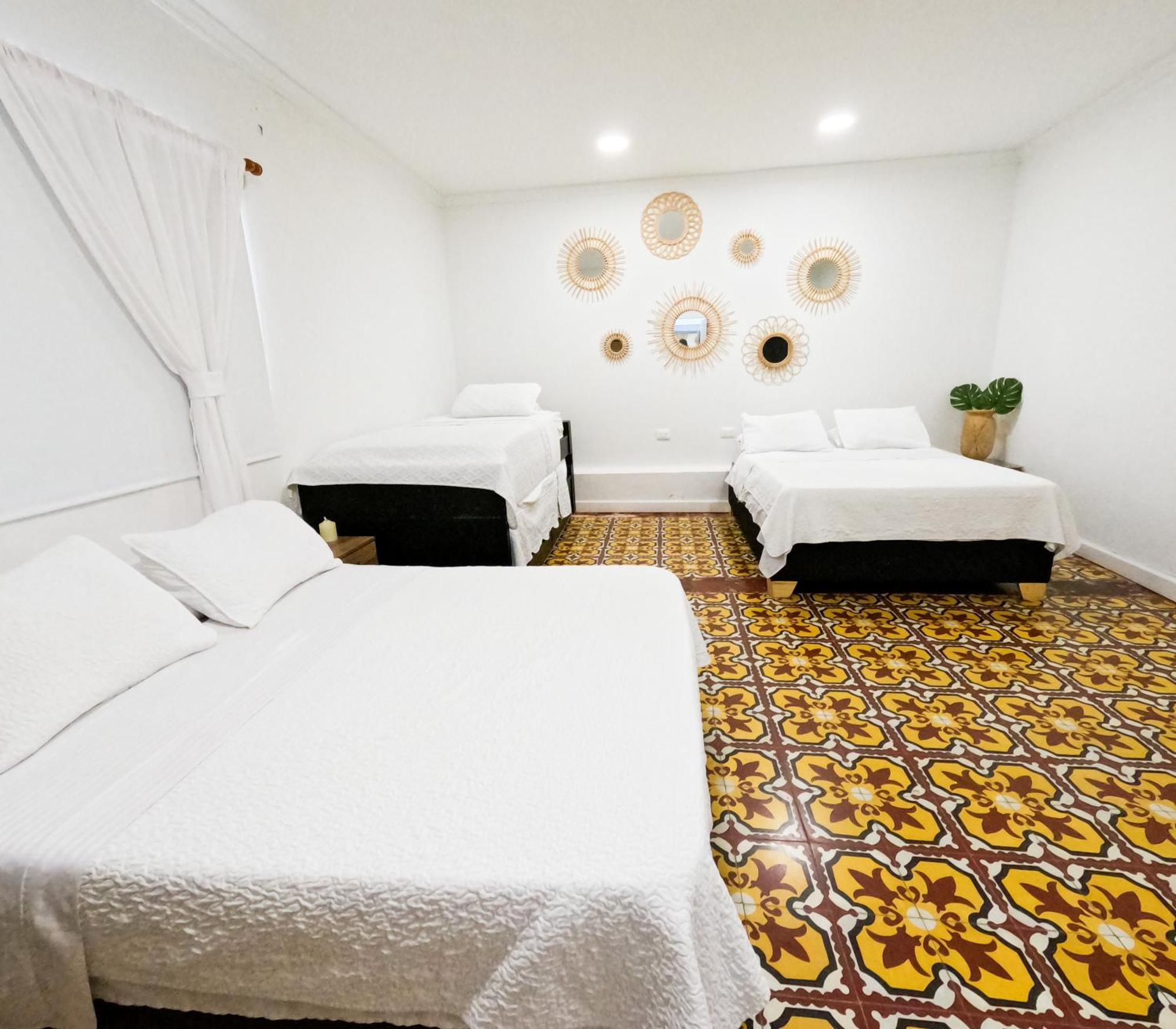 Puesta Del Sol Guest House ซานอันเดรส ภายนอก รูปภาพ
